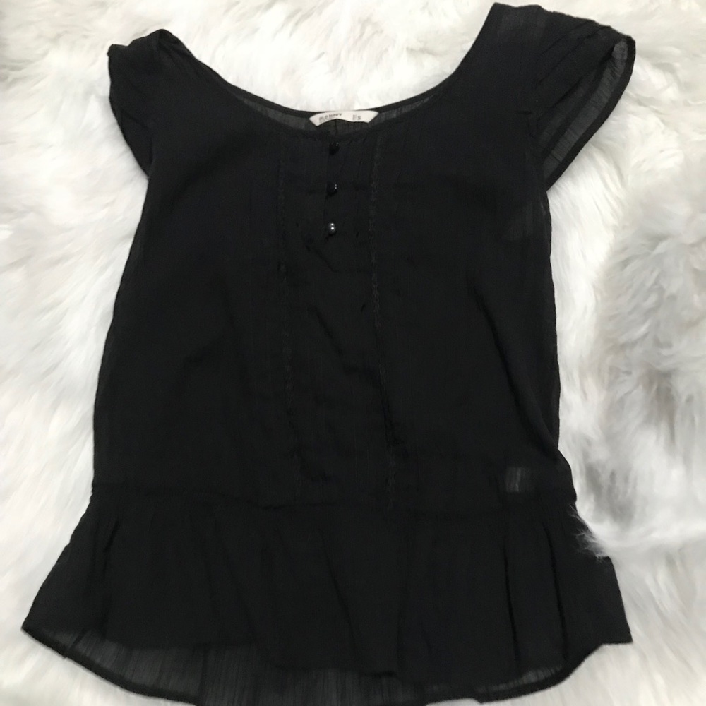 Old Navy top never worn